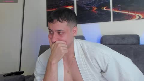 Snapshot of mattsaill_ chatting on September 2025 12:53:01 PM mattsaill_ online show from September 2025 12:53:01 PM