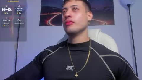 Snapshot of mattsaill_ chatting on October 2025 01:15:02 PM mattsaill_ online show from October 2025 01:15:02 PM