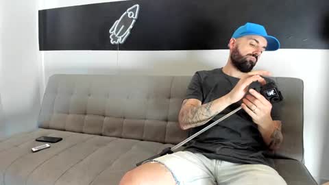 Snapshot of mattxfeet chatting on January 2025 08:59:02 PM Matt online show from January 2025 08:59:02 PM