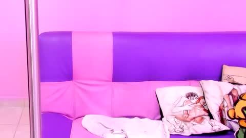 Snapshot of mature__bitch chatting on December 2024 03:23:01 PM call me samantha online show from December 2024 03:23:01 PM