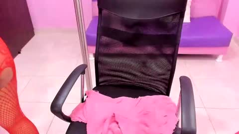 Snapshot of mature__bitch chatting on October 2025 01:02:02 PM call me samantha online show from October 2025 01:02:02 PM