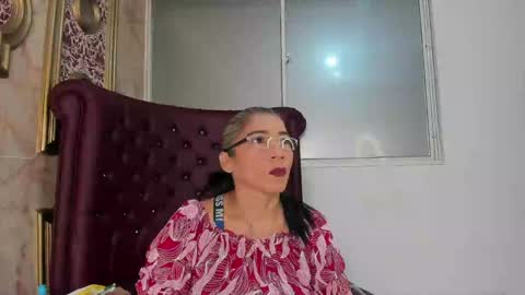 Snapshot of mature_bigass__ chatting on January 2025 12:36:01 PM Maria online show from January 2025 12:36:01 PM