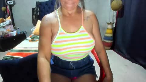 Snapshot of mature_bigboobs__ chatting on October 2025 02:47:01 PM mature_bigboobs__ online show from October 2025 02:47:01 PM