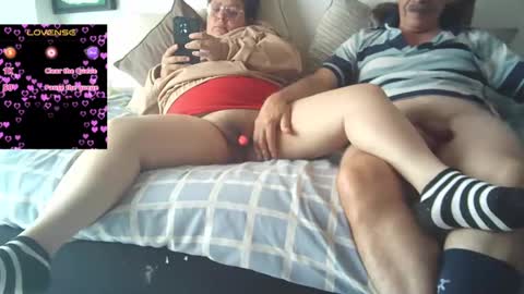 Snapshot of mature_couple_wild_2 chatting on March 2025 04:03:02 PM DominikFrank online show from March 2025 04:03:02 PM