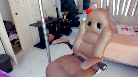 Sexy Hot Mature Sophy online show from May 2026 02:34:02 PM