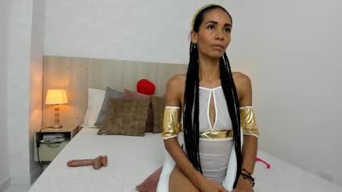 Vayolet Castro online show from March 2025 07:07:02 PM