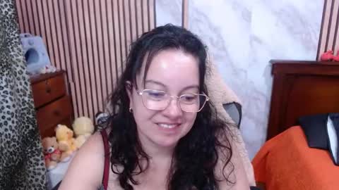 Sonia online show from October 2025 11:22:02 PM