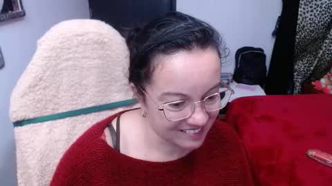 Sonia online show from November 2025 10:43:01 PM