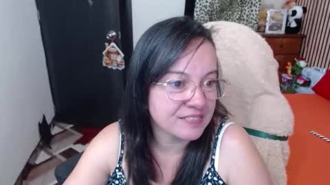 Sonia online show from December 2025 10:29:02 PM