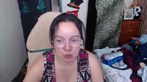 Sonia online show from December 2025 04:35:02 PM