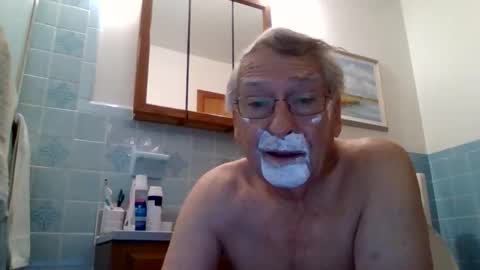 Snapshot of maturecouple1954 chatting on November 2025 01:00:01 PM SXECPL55 at G mail Dot Com online show from November 2025 01:00:01 PM