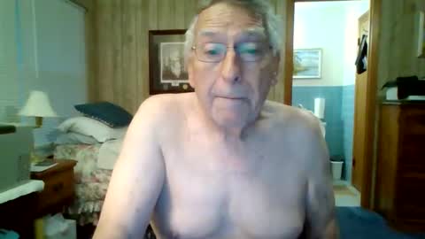 Snapshot of maturecouple1954 chatting on April 2026 11:43:01 AM SXECPL55 at G mail Dot Com online show from April 2026 11:43:01 AM