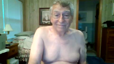 SXECPL55 at G mail Dot Com online show from May 2026 11:48:01 AM