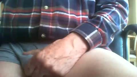 Maturedaddi online show from December 2025 10:23:02 AM