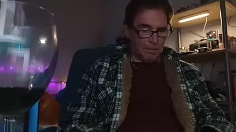 maturewisdom61 online show from December 2025 02:06:01 AM