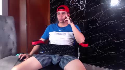 Matias online show from March 2025 04:14:01 PM