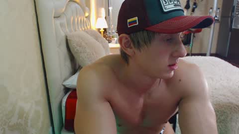 Snapshot of maty_star chatting on January 2025 04:01:02 AM Maty Star online show from January 2025 04:01:02 AM