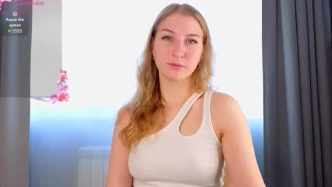 Snapshot of maureencoombs chatting on September 2025 04:14:02 AM maureencoombs online show from September 2025 04:14:02 AM