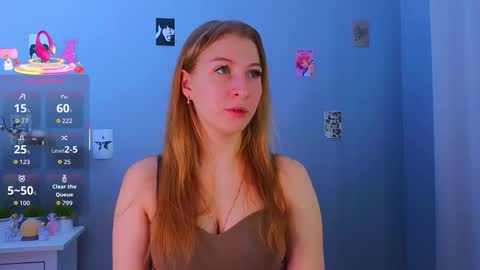 Snapshot of maureencoombs chatting on October 2025 04:18:02 AM maureencoombs online show from October 2025 04:18:02 AM