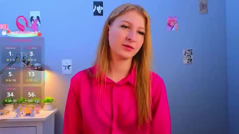 maureencoombs online show from November 2025 04:11:01 AM