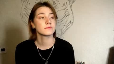 Mari online show from December 2025 06:33:02 AM