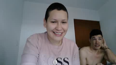 mauroluxandra online show from December 2025 07:43:01 PM