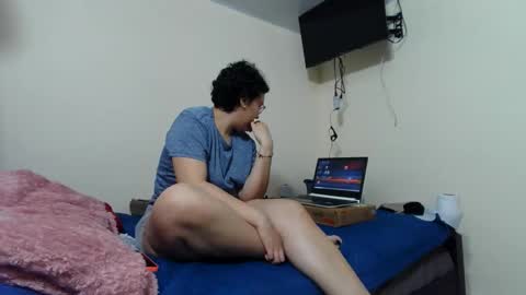 mauroluxandra online show from May 2026 06:05:02 PM