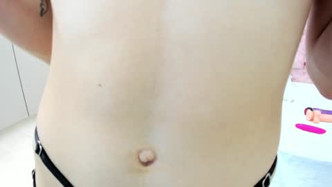 Snapshot of mavie_ivanova chatting on December 2024 08:27:02 PM mavie_ivanova online show from December 2024 08:27:02 PM