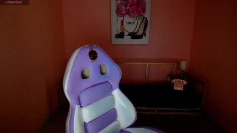 mavis_69_x online show from November 2025 02:32:01 AM