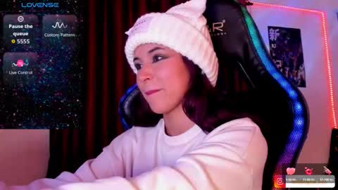 Hilary online show from September 2025 11:07:01 PM