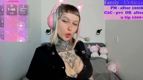 Snapshot of max69alexa chatting on October 2025 05:42:02 AM Ur sweet heart online show from October 2025 05:42:02 AM