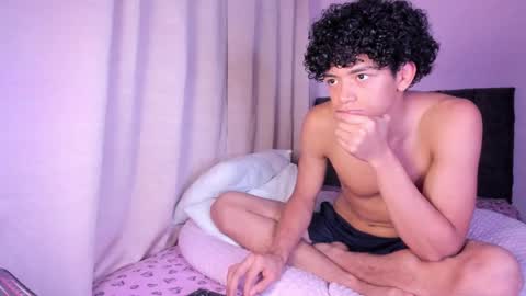 Snapshot of max7777994 chatting on February 2026 03:44:02 AM max7777994 online show from February 2026 03:44:02 AM