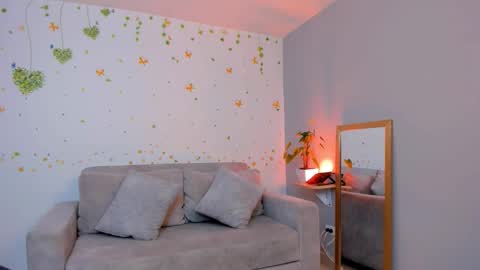 max D. online show from October 2025 02:02:05 AM