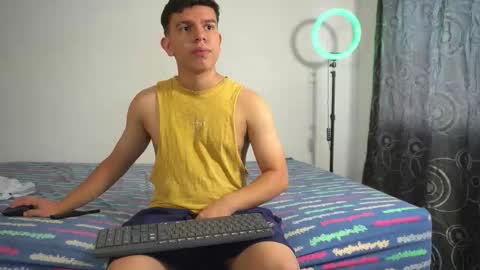 Max online show from November 2025 02:17:01 PM