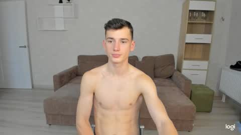 Snapshot of max_foks_ chatting on February 2026 12:53:02 PM max_foks_ online show from February 2026 12:53:02 PM