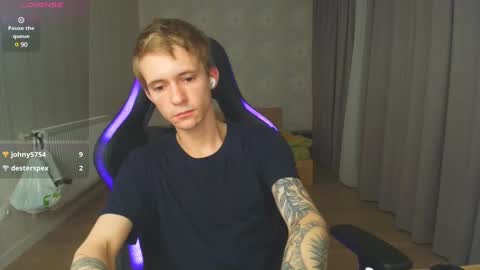 Max Gen with tats 24years  And Ethan without tats 20 years online show from December 2024 07:00:02 PM