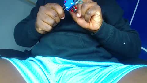 Snapshot of max_jones2 chatting on December 2024 05:22:02 PM MAX online show from December 2024 05:22:02 PM