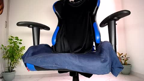 MAX online show from July 2026 05:37:02 PM