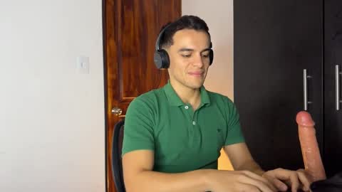 Max Lancaster online show from December 2024 11:05:02 PM