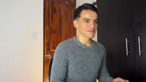 Max Lancaster online show from January 2025 03:48:01 AM