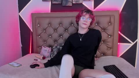 Max lover1 online show from December 2024 03:08:02 PM