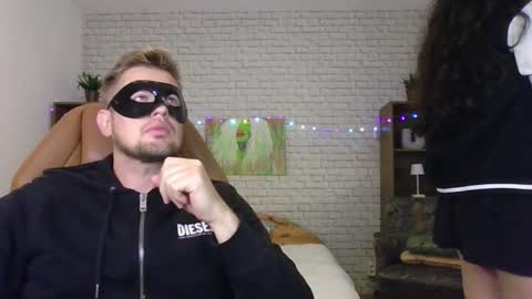 Max  Aliya online show from September 2025 08:25:01 AM