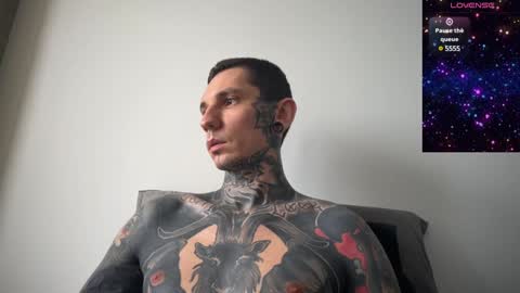    online show from February 2025 01:44:01 PM