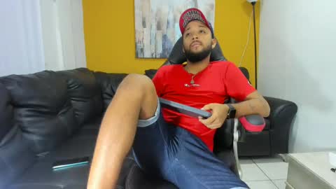 Snapshot of max_sexyhot26 chatting on January 2025 02:53:01 AM max_sexyhot26 online show from January 2025 02:53:01 AM