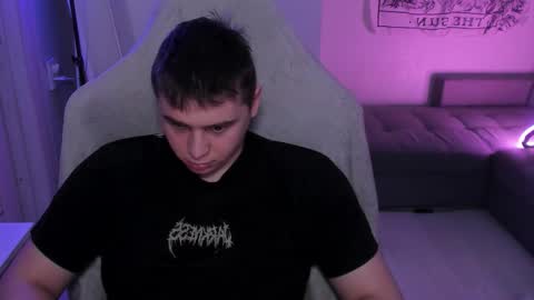 Snapshot of max_sm1th chatting on February 2026 01:21:01 PM Max online show from February 2026 01:21:01 PM