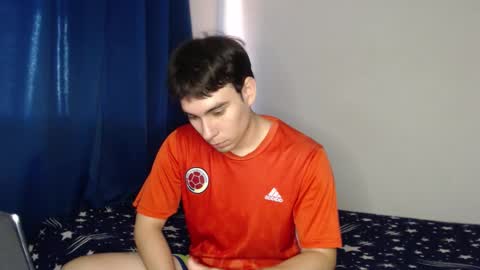 max_snow1616 online show from October 2025 02:49:01 PM