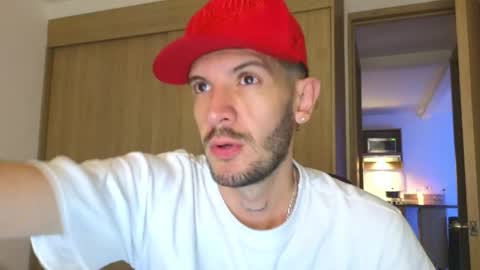 Max Taylor online show from June 2026 05:10:01 AM