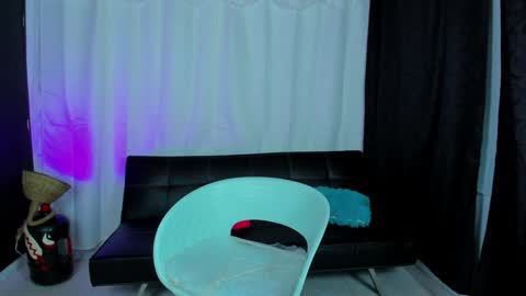 MAX     online show from January 2025 09:43:01 PM