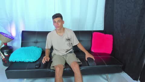 MAX     online show from January 2025 11:26:02 AM