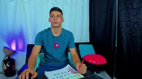 MAX     online show from February 2025 10:16:02 AM